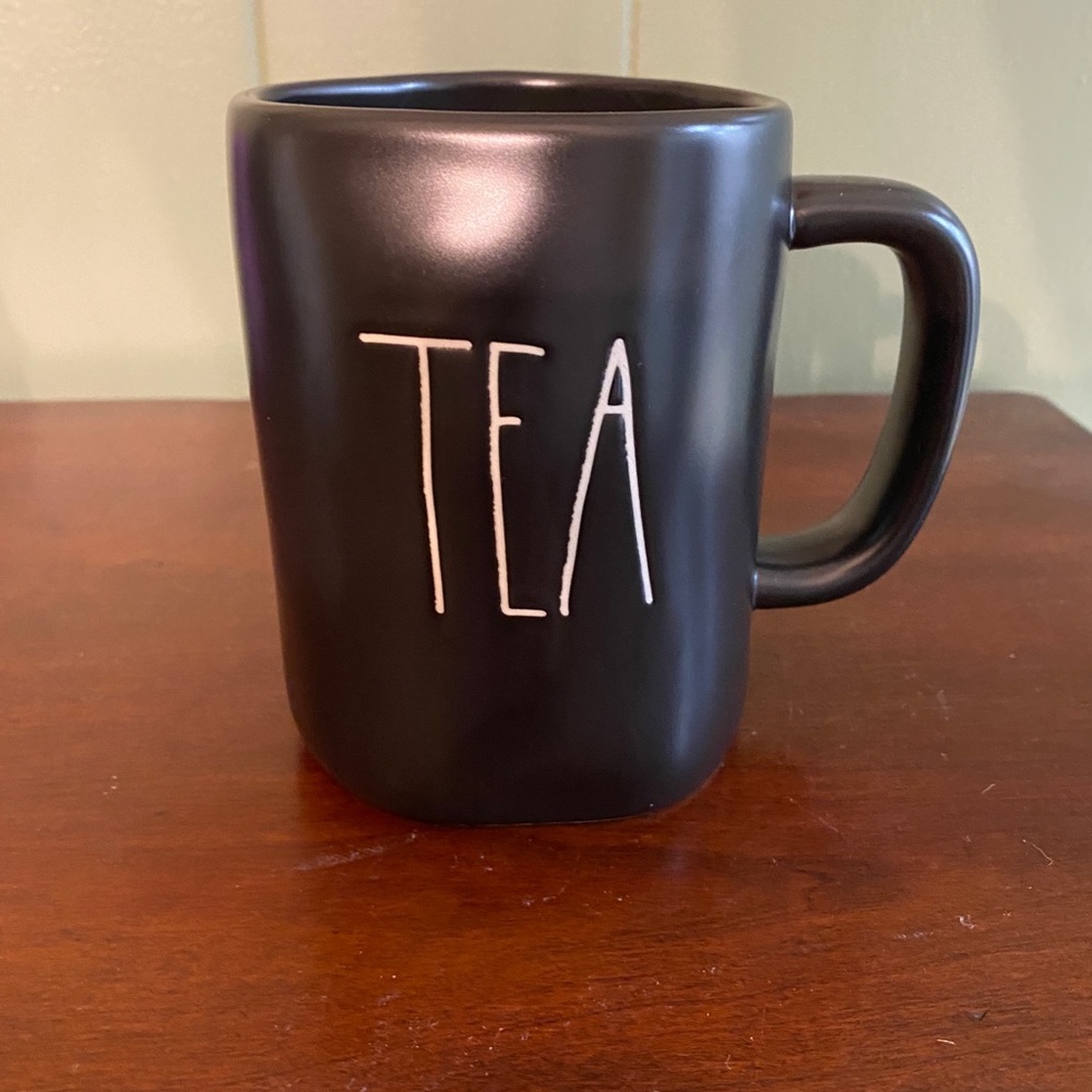 Rae Dunn mug